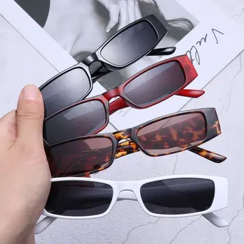 1PC Moda Retro Pequena Armação de Óculos de Sol Pequeno Retângulo de Óculos de sol Vintage Quadrado Estreito Tendências de Óculos de sol UV400 Óculos