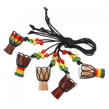 1pcs Tambor Africano Pingente Mini Baterista Individualidade Pingente de Percussão Instrumento Musical Africano Tambor de Mão de Acessórios do Brinquedo